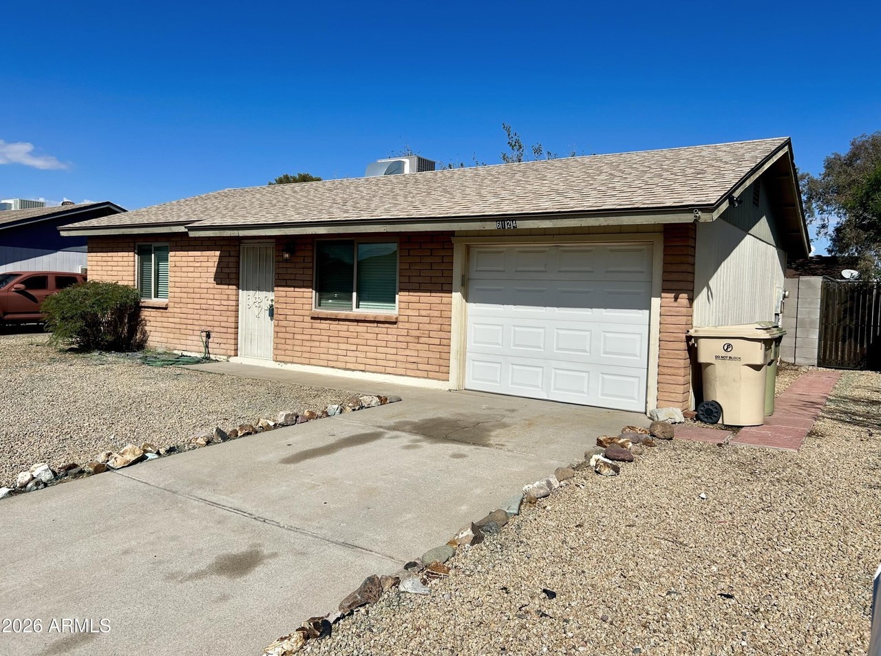 6124 W Nancy Rd - Photo 2 of 17