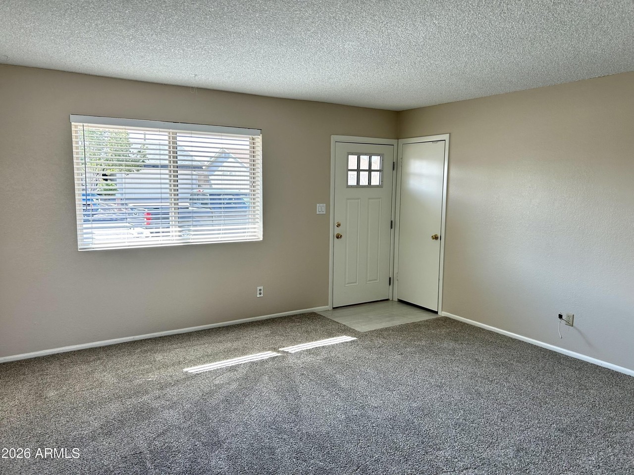 6124 W Nancy Rd - Photo 3 of 17