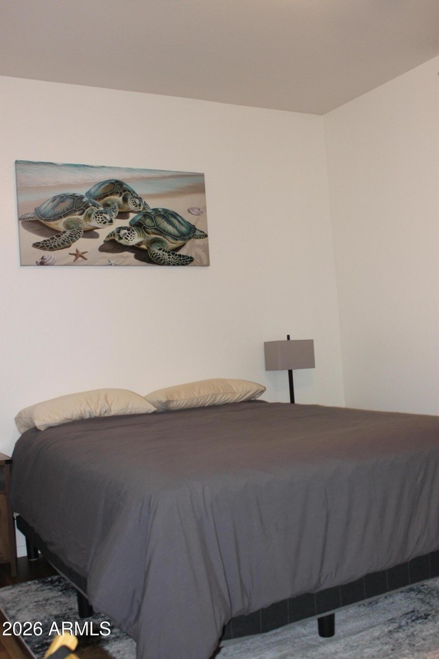 18016 W Ivy Ln - Photo 3 of 37