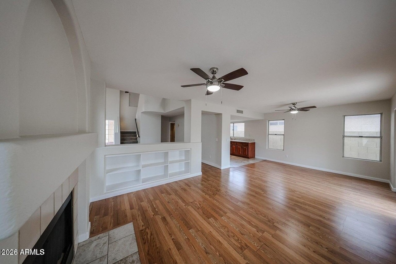 4725 E Saint John Rd - Photo 4 of 31