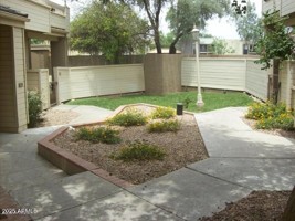 featured image of 2035 S Elm St #208