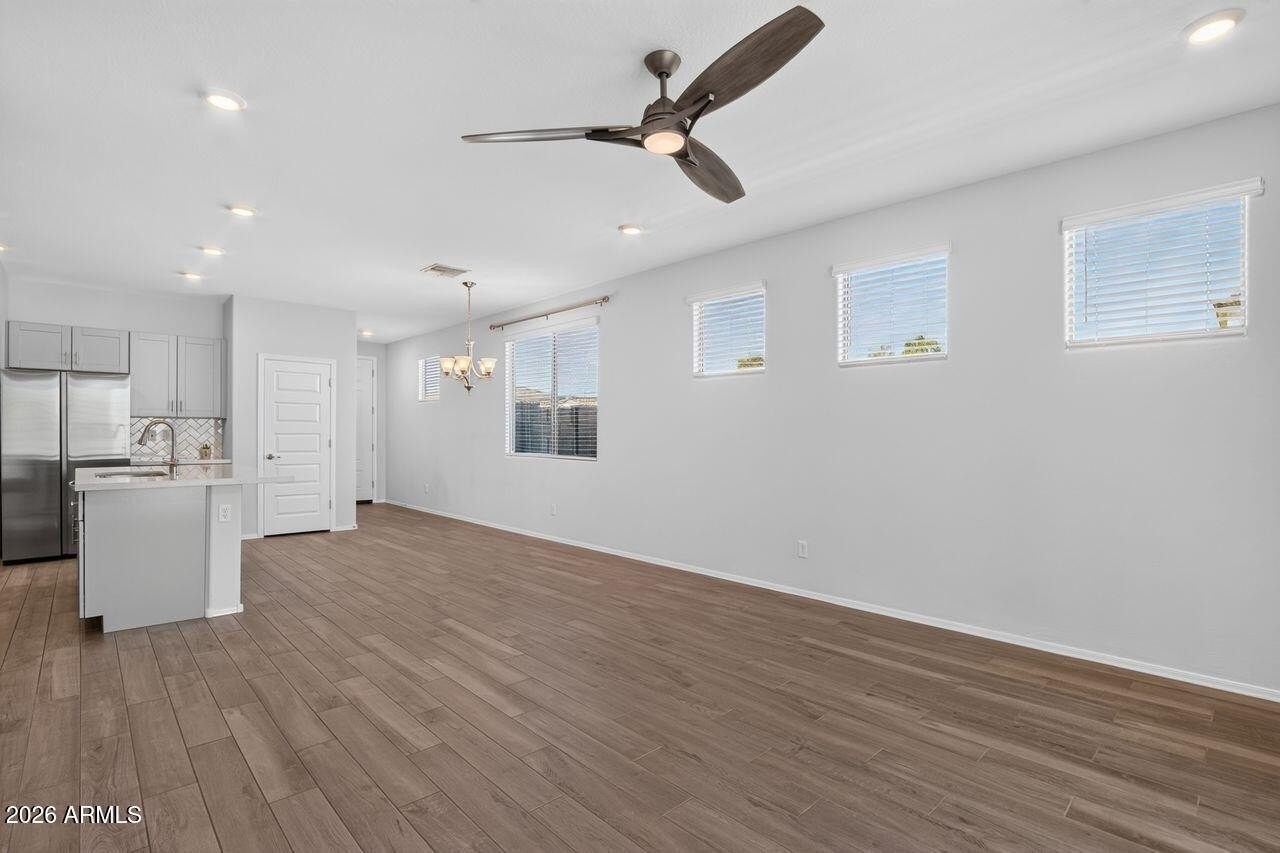 14664 W Valentine St - Photo 3 of 43
