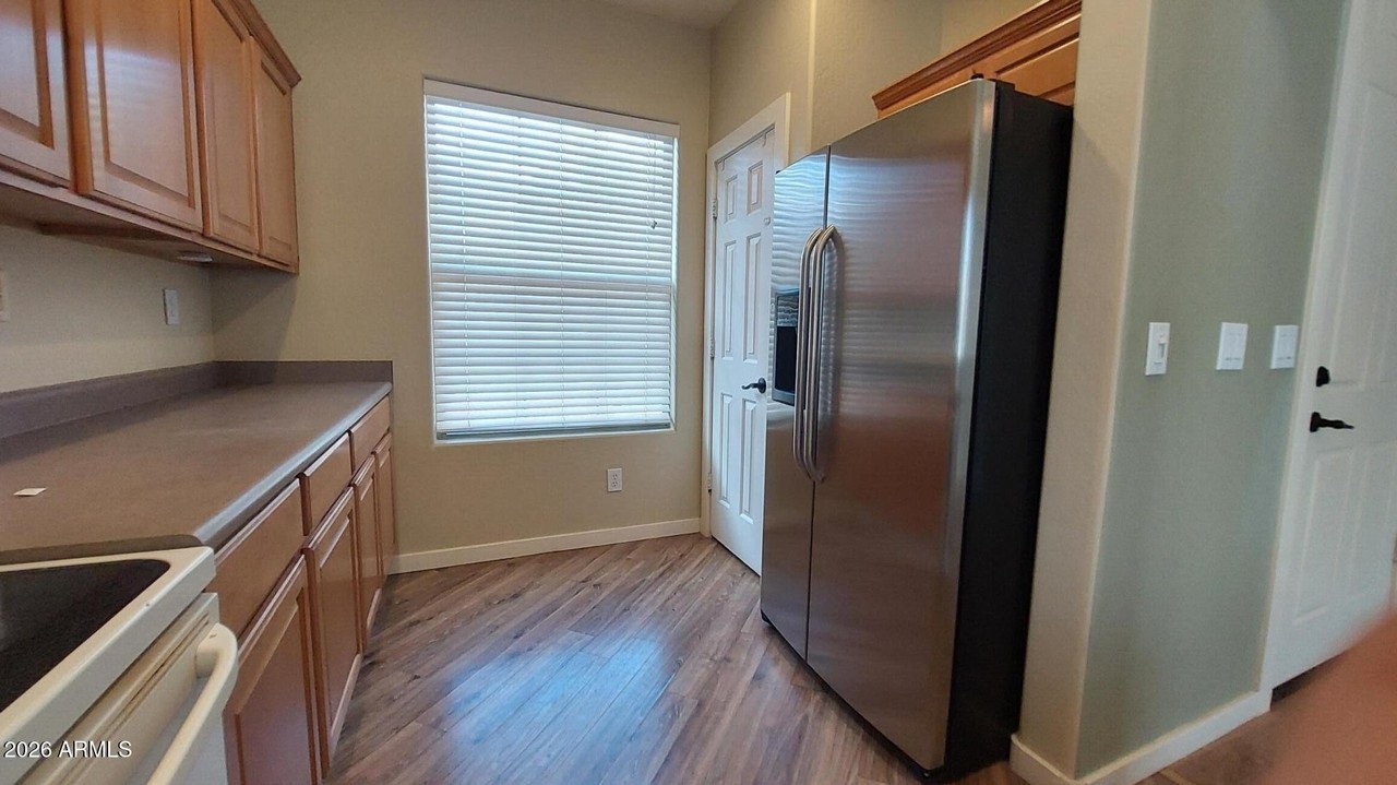 40105 N Graham Ct - Photo 6 of 49