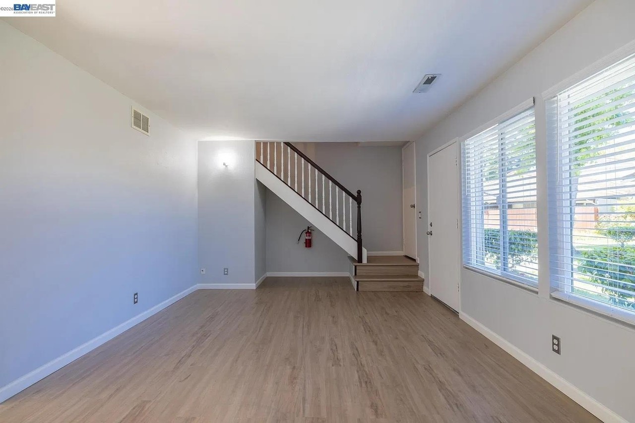 3043 Tonopah Cir - Photo 6 of 28