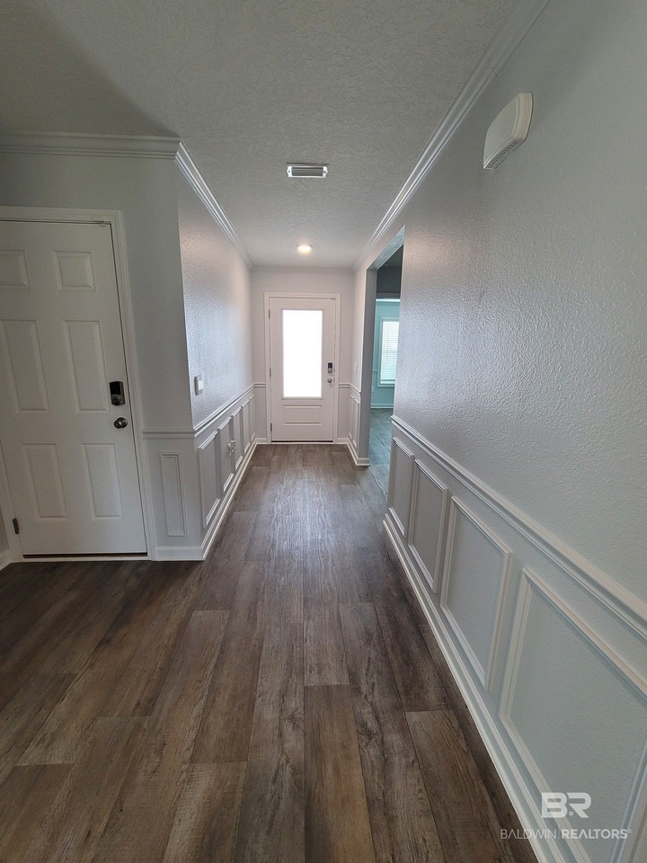 14493 Dayton Cir - Photo 2 of 19