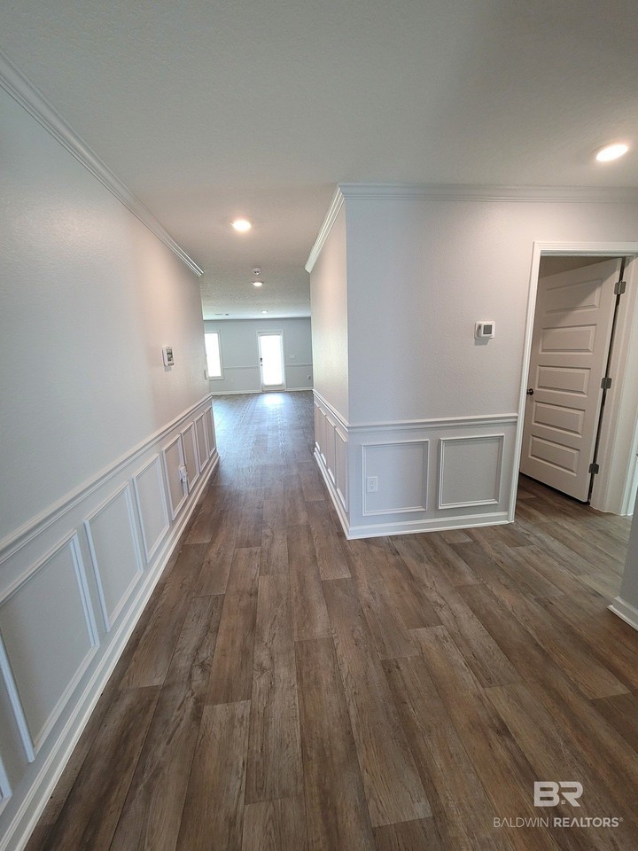14493 Dayton Cir - Photo 3 of 19