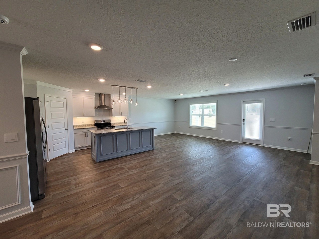 14493 Dayton Cir - Photo 4 of 19