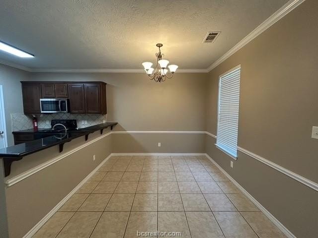 223 Forest Dr - Photo 2 of 21