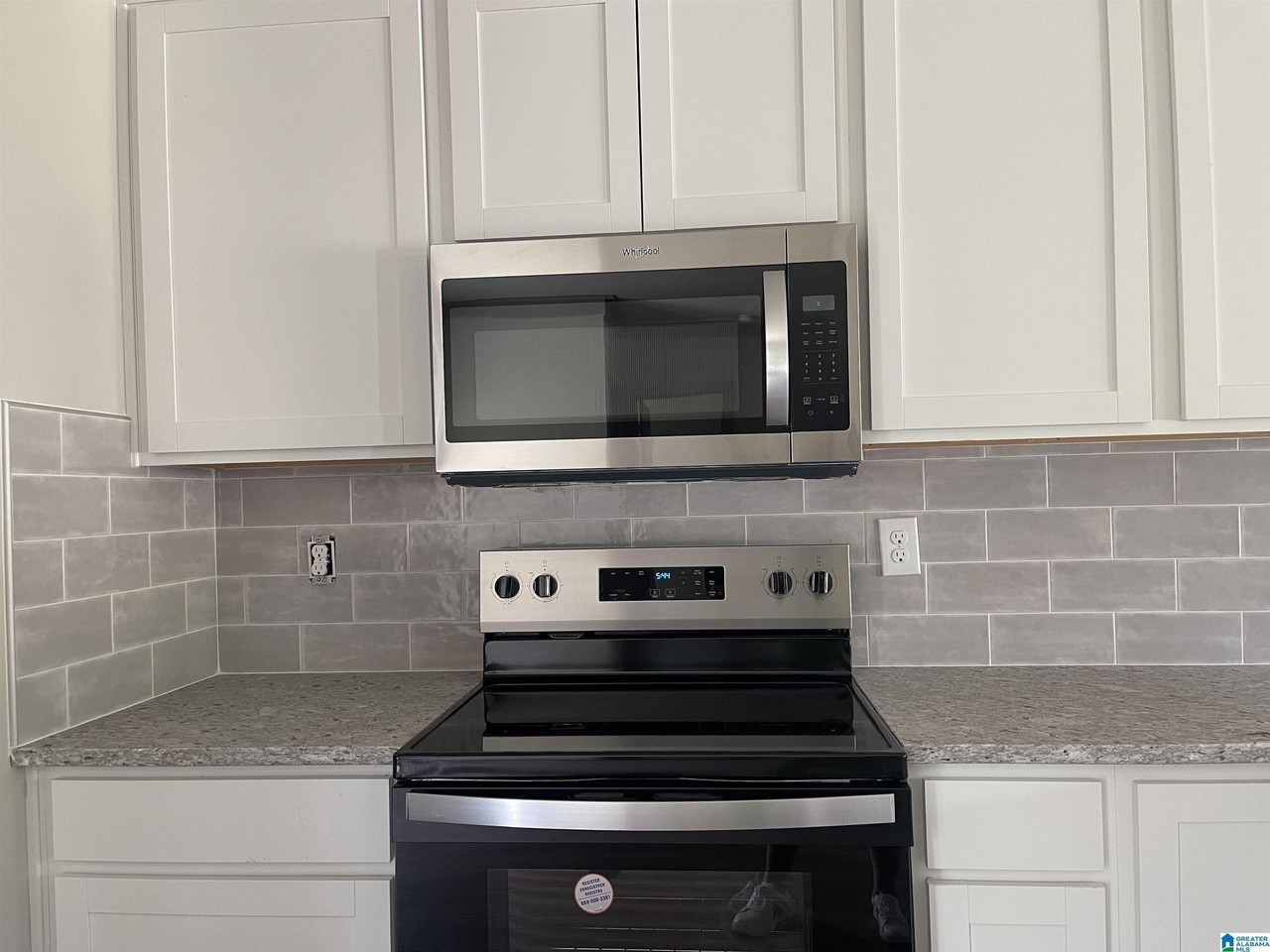 122 Cottage Ln - Photo 6 of 21