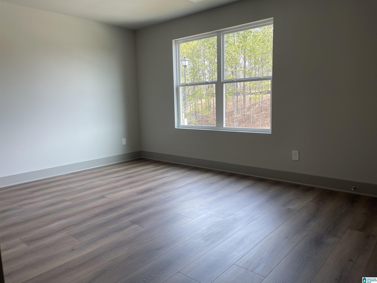 122 Cottage Ln - Photo 7 of 21