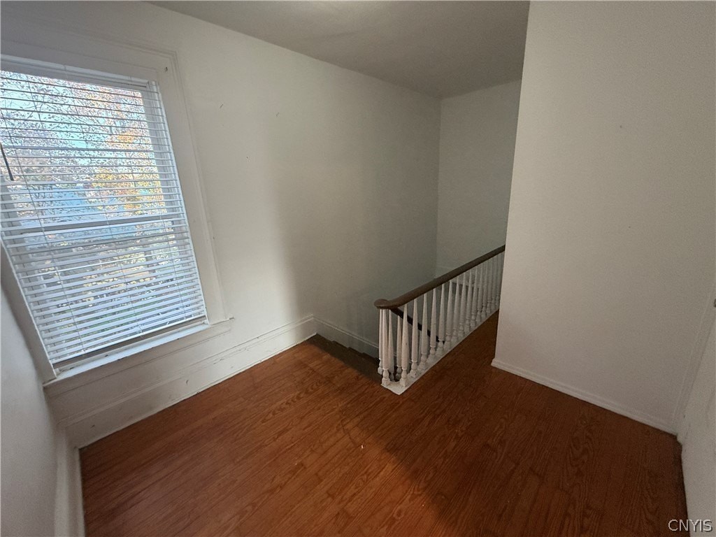 142 Washington St #B - Photo 6 of 19