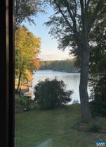 2 Pineknoll Cir - Photo 1 of 1