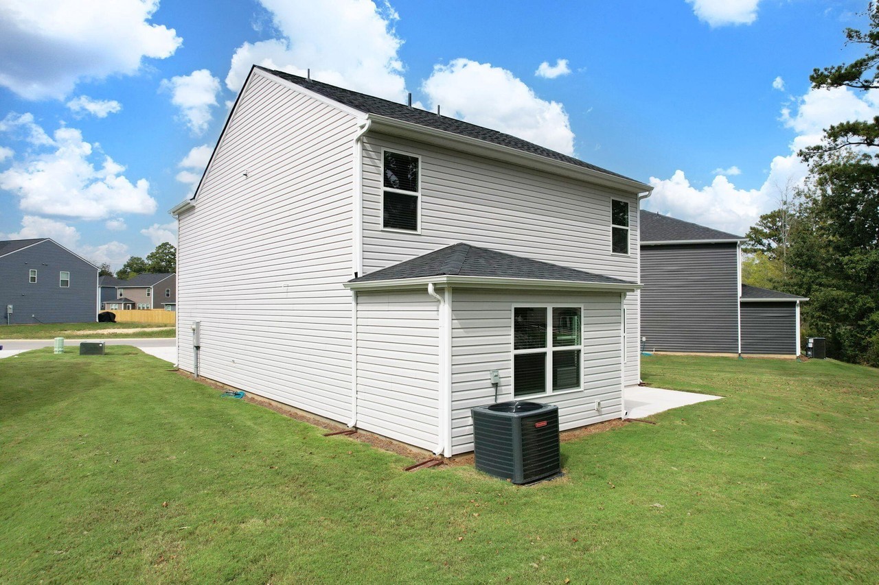 134 Evergreen Cir - Photo 4 of 39