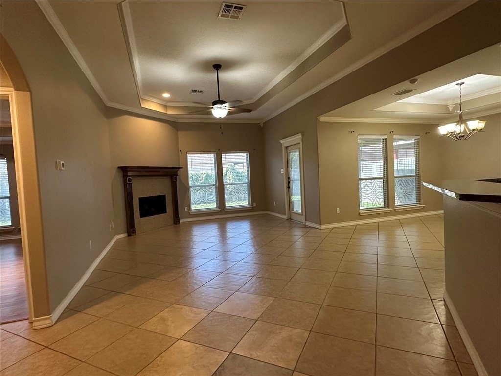 7525 Brush Creek Dr - Photo 3 of 28