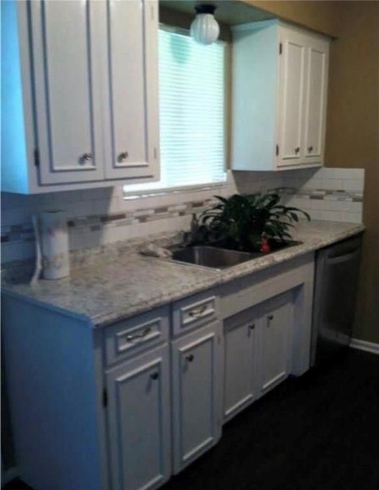 1709 Denver St - Photo 3 of 6