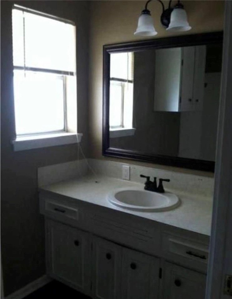1709 Denver St - Photo 5 of 6
