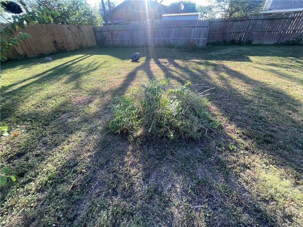 1709 Denver St - Photo 6 of 6