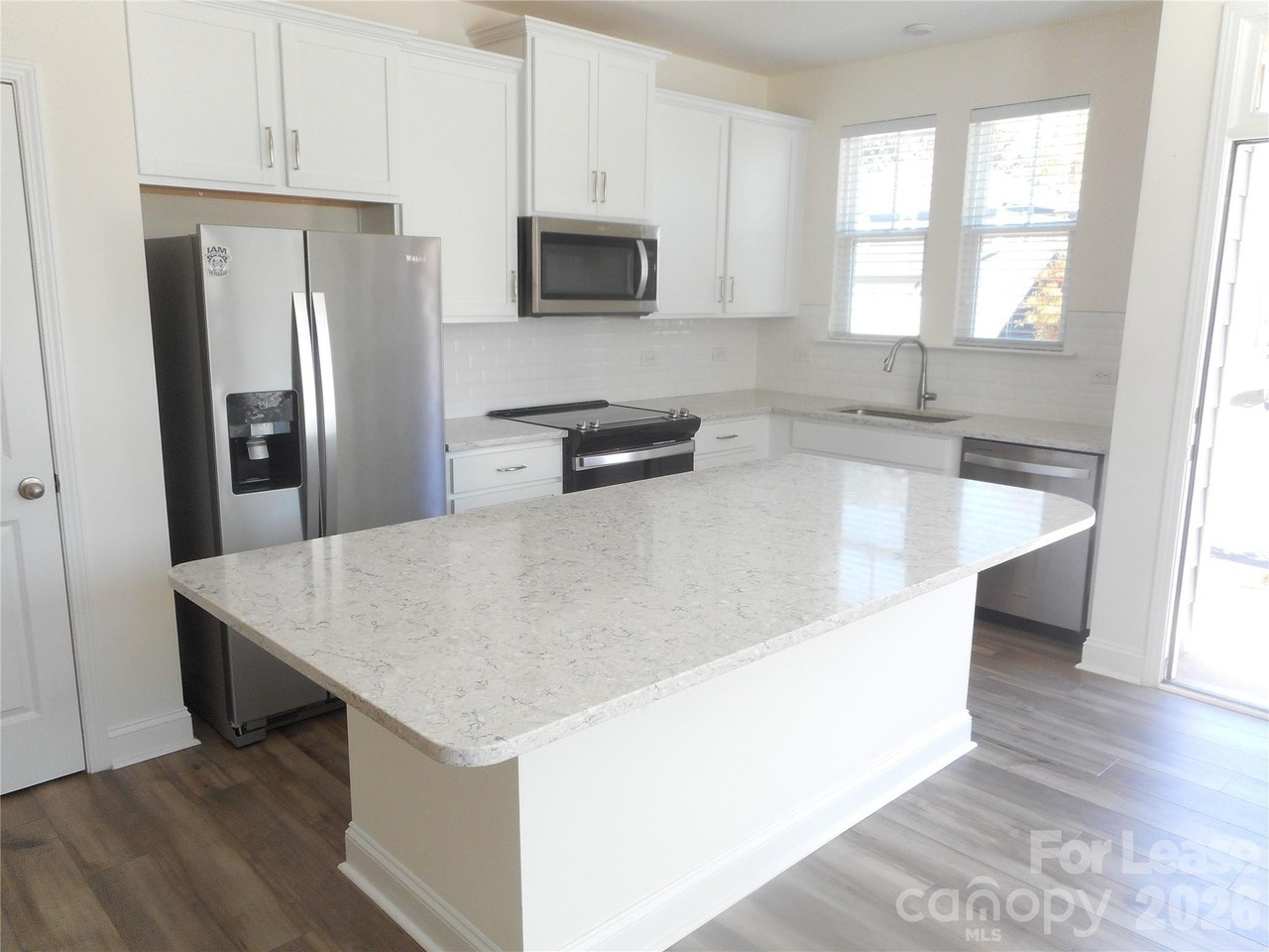 1566 Cedar Tree Dr - Photo 4 of 16