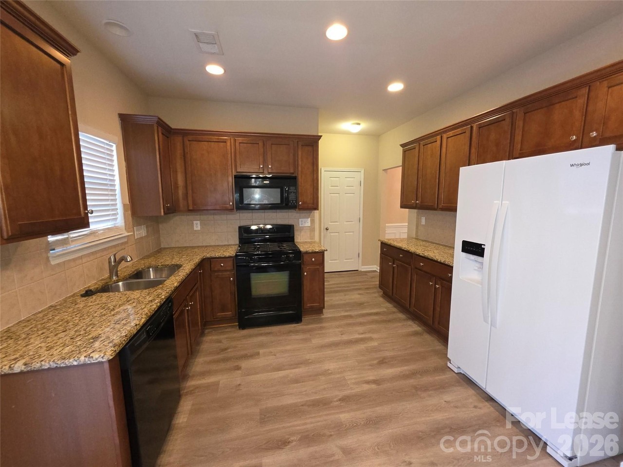 8628 Sedgeburn Dr - Photo 4 of 29