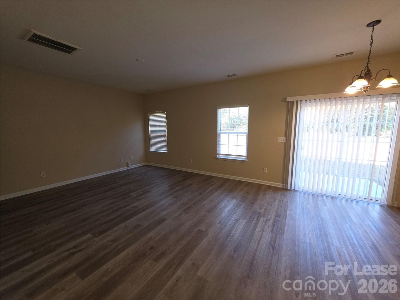 8628 Sedgeburn Dr - Photo 7 of 29