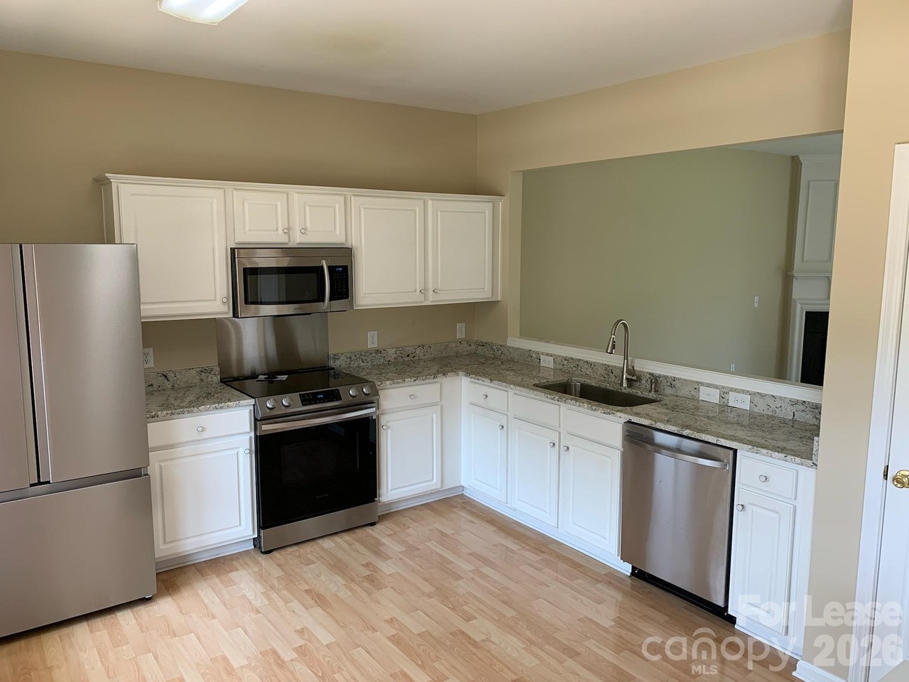 3163 Mannington Dr #3163 - Photo 3 of 4