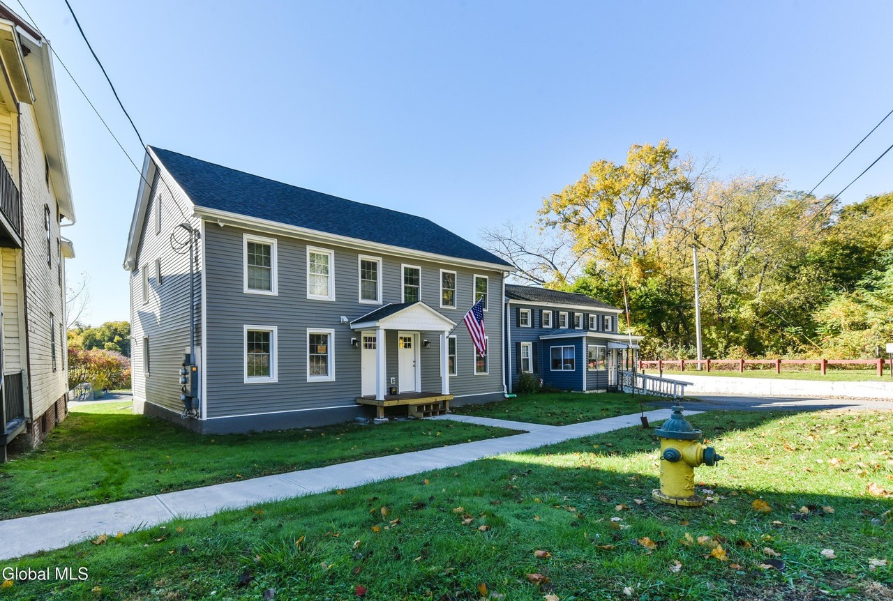 64 Burton Ave #4