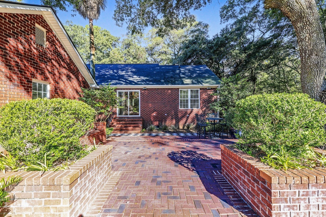 6014 Chisolm Rd - Photo 6 of 25