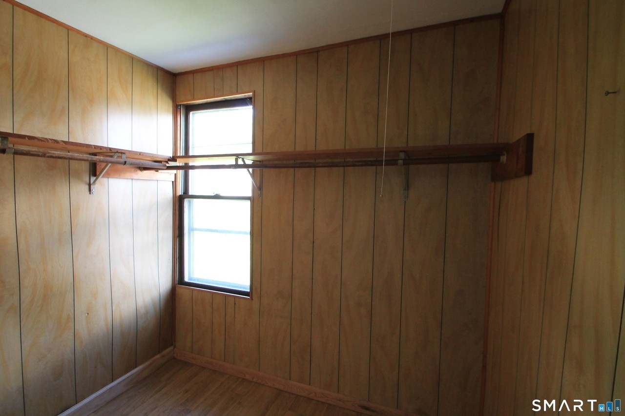 2505 E Main St - Photo 7 of 9