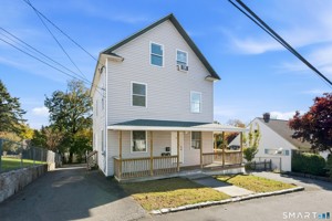 featured image of 23 Dunn Ave #1