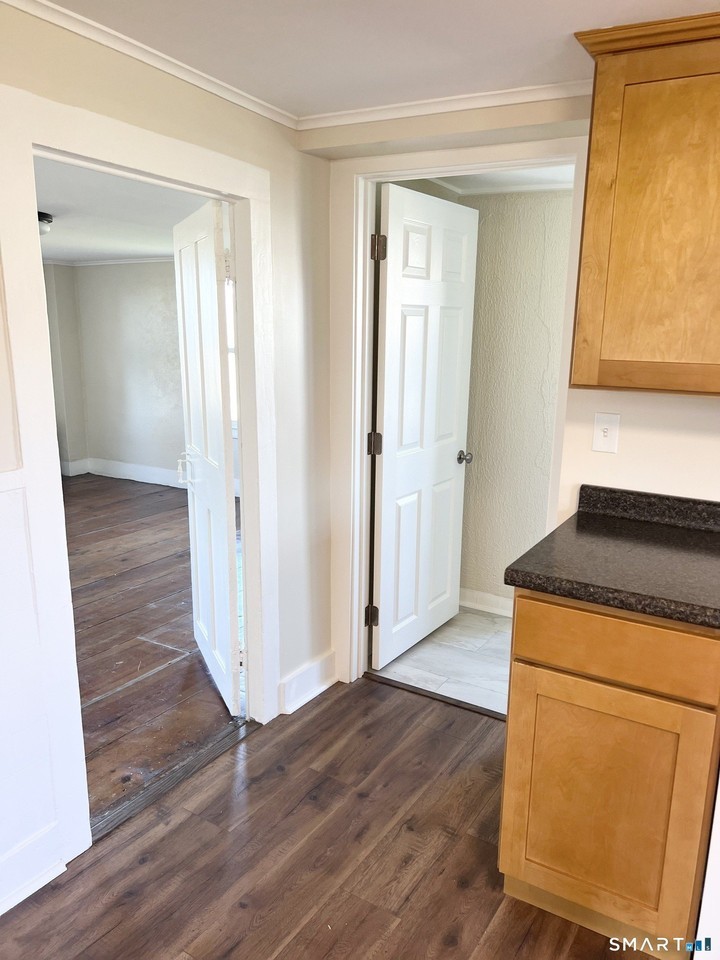608 Bow Ln - Photo 4 of 25