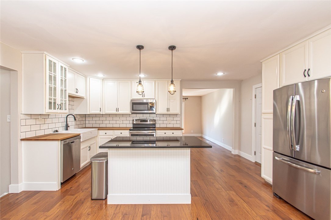 500 Whispering Pines St - Photo 7 of 27