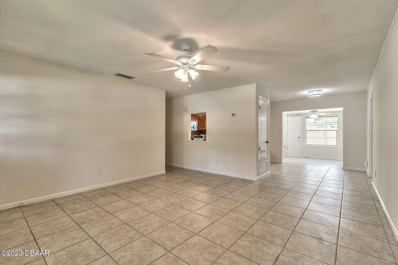 900 Tracy St - Photo 6 of 19