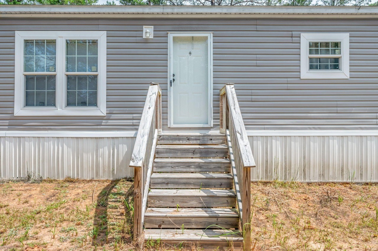80 W Laurel Ln - Photo 3 of 31