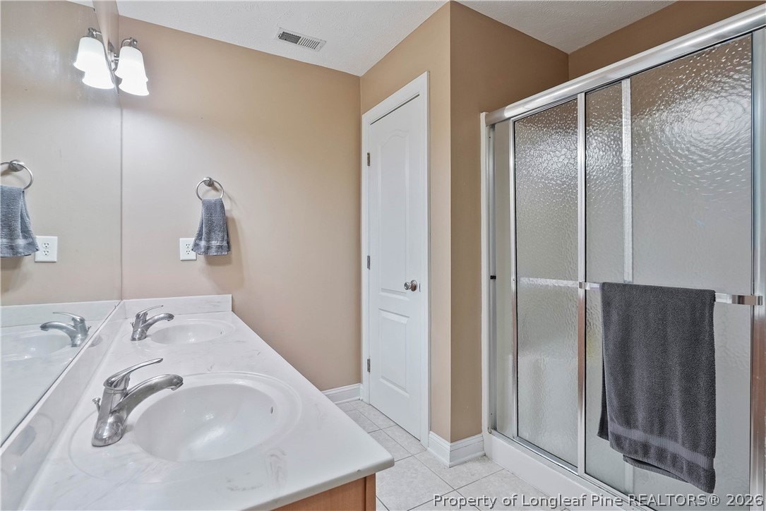 919 Cora Lee Dr - Photo 5 of 19