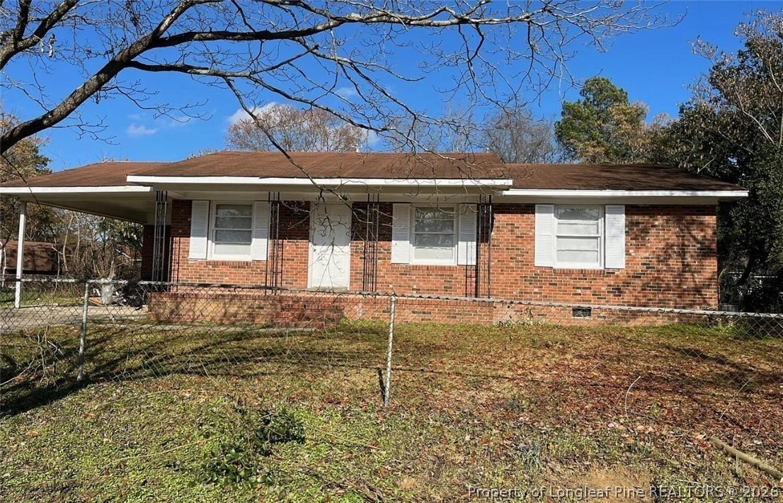 945 Lark Dr - Photo 2 of 15