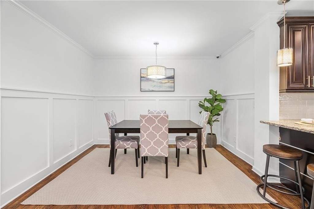564 Daniel Ave - Photo 4 of 19