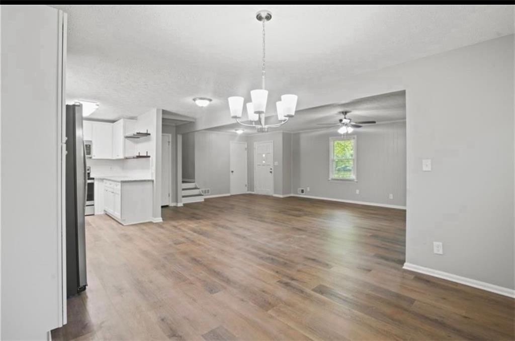 703 Navaho Ct - Photo 5 of 19