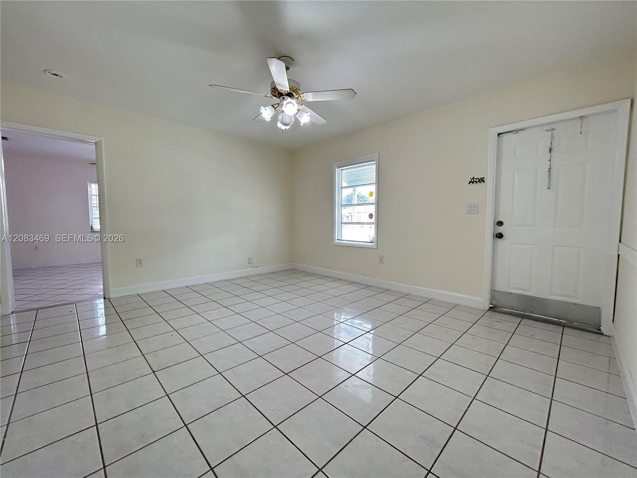 120 E 8th Ave - Photo 5 of 8