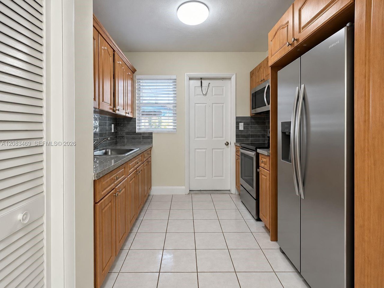 120 E 8th Ave - Photo 7 of 8