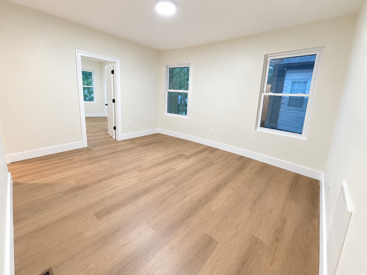 546 S 20th St #3C - Photo 5 of 8