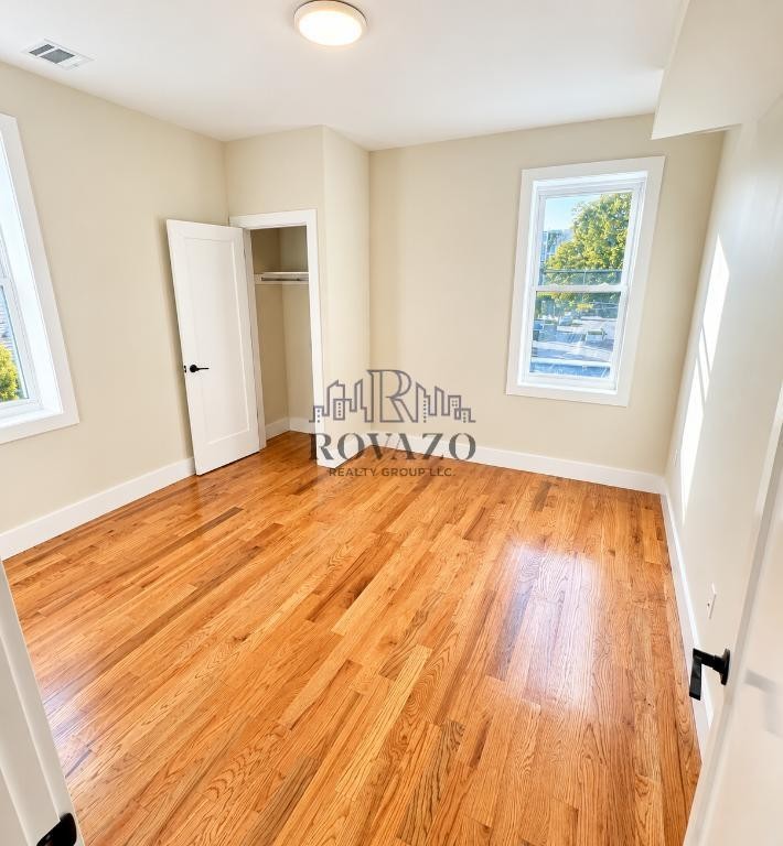 308 Broadway #101 - Photo 4 of 5