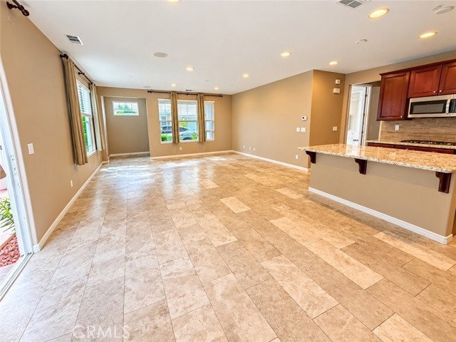 162 Compass - Photo 4 of 8
