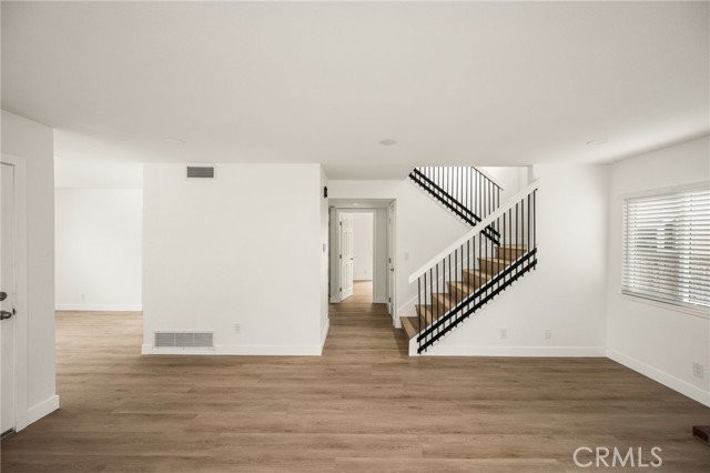 24112 Zancon - Photo 4 of 8