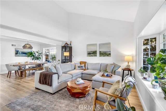 24261 De Leon Dr - Photo 3 of 6