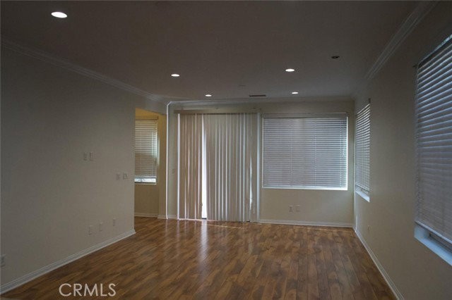 53 Calypso - Photo 3 of 8