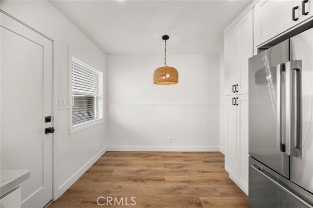 401 N Dexter St - Photo 4 of 8