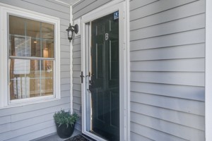 featured image of 1371 Cassidy Ct #B