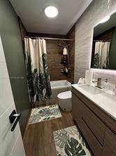 Nw 37th St - Photo 3 of 8