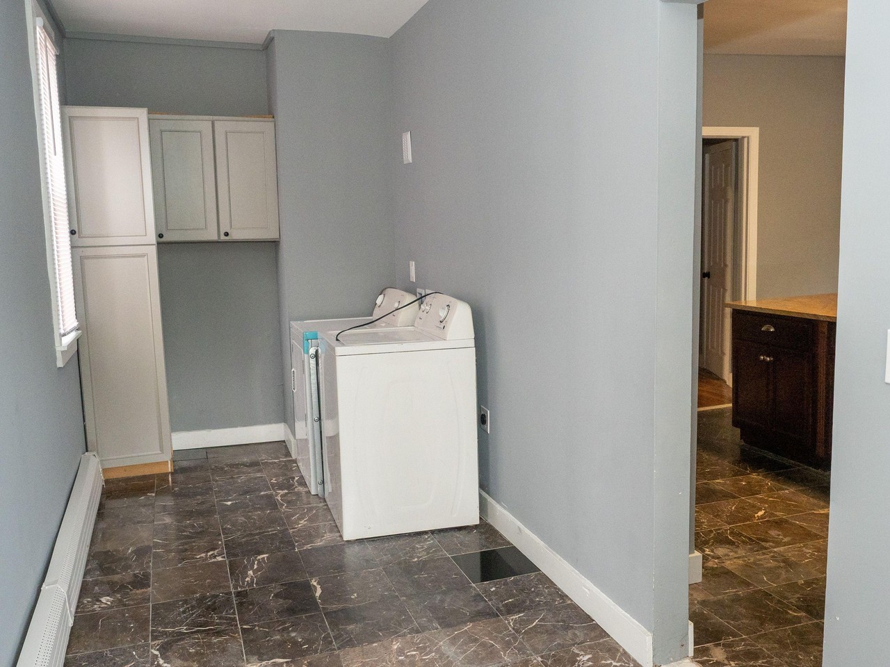 Laurel St - Photo 6 of 47