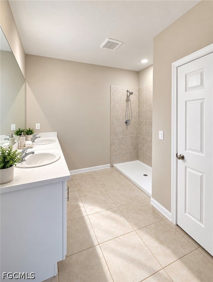 334 Kismet Pkwy E - Photo 4 of 27